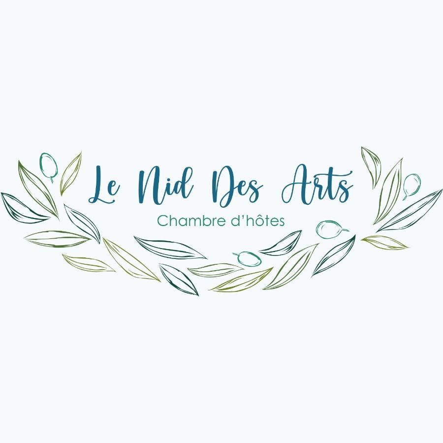 Le Nid Des Arts Bed & Breakfast Tourrettes Dış mekan fotoğraf